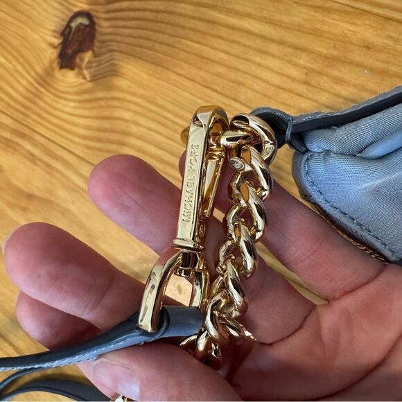 Michael Kors Jet Set Charm Medium Nylon Gabardine Crossbody Bag Chambray - Picture 5 of 12